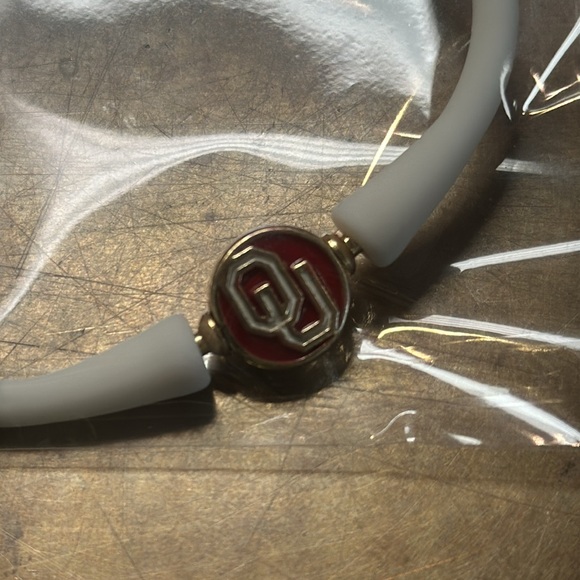 OU rubber stretch bracelet - Picture 3 of 3